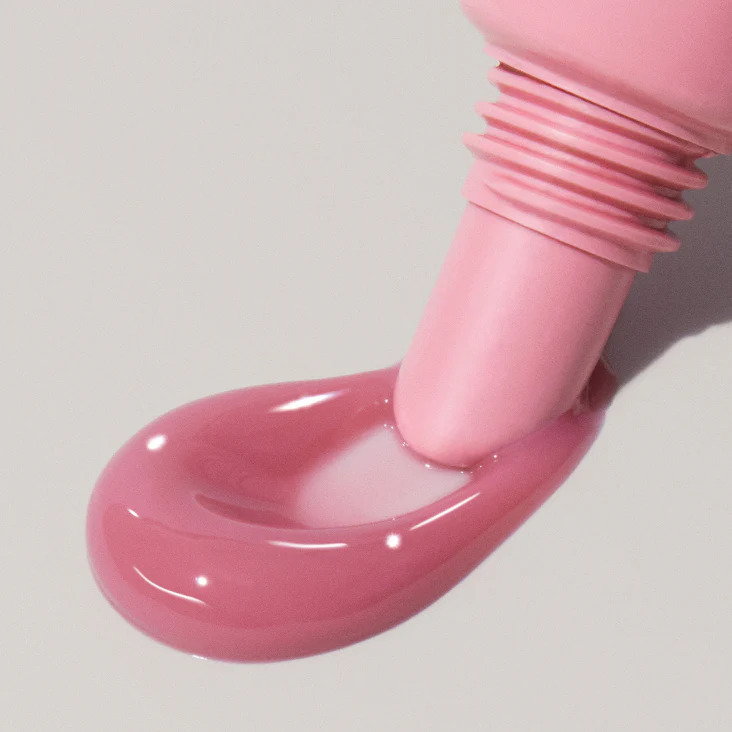  نمای نزدیک از تینت لب رود رنگ Ribbon (Sheer Pink) برای آرایش روزانه 