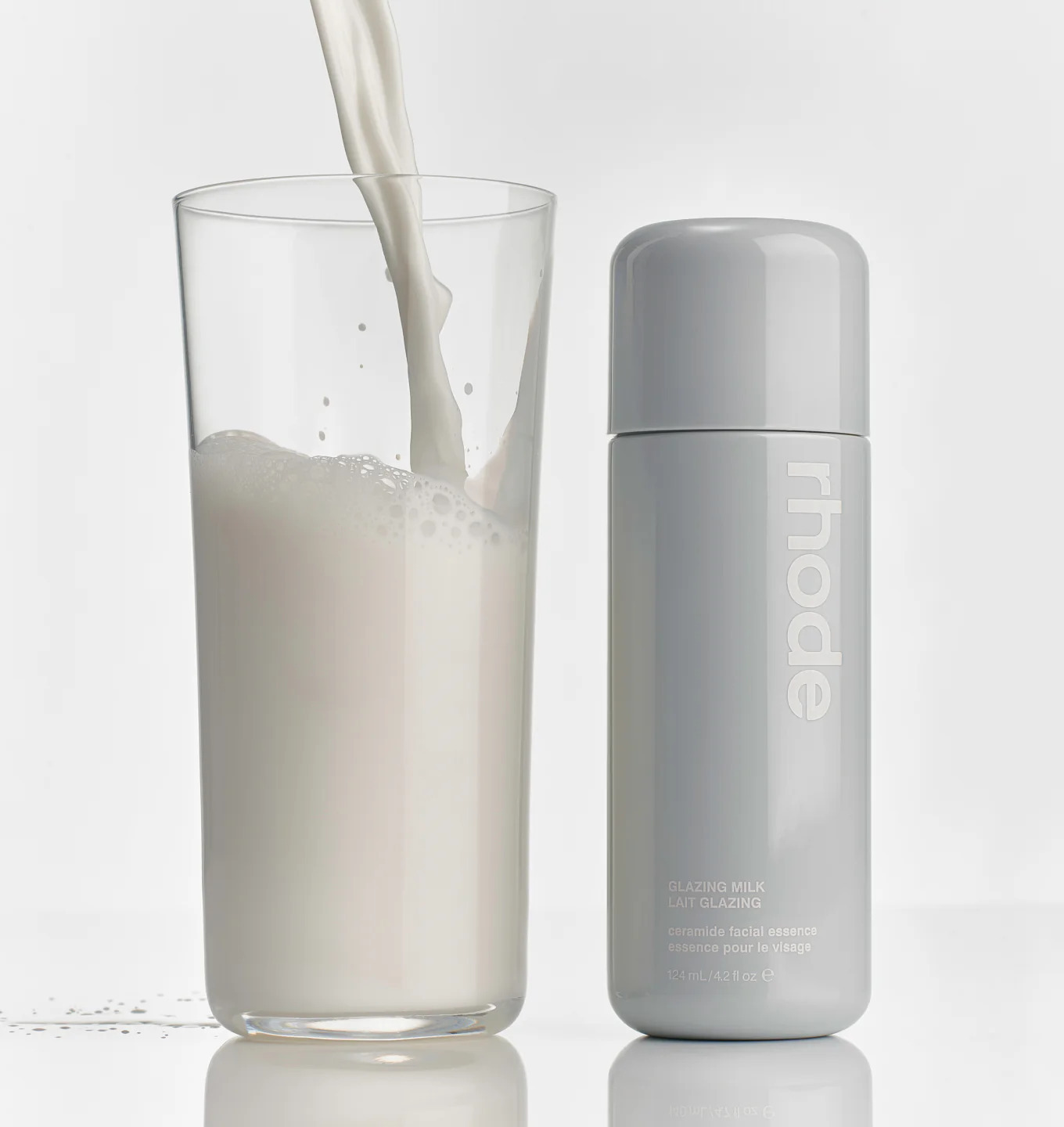  Rhode Glazing Milk با بسته‌بندی مینیمال 
